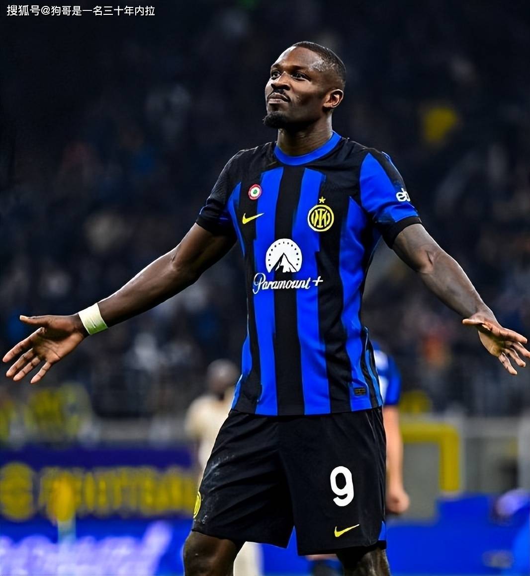 态度积极表现中等：谢尔基vs乌克兰个人集锦（积极投入、发挥中规中矩：谢尔基对阵乌克兰个人集锦）