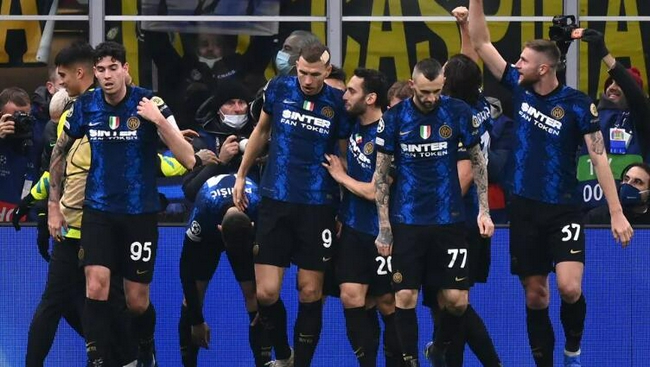 瓦伦前锋贝尔特兰：外界说我们希望教练下课，这简直荒谬至极（瓦伦前锋贝尔特兰驳斥传闻：我们想让主帅下课？纯属荒唐）