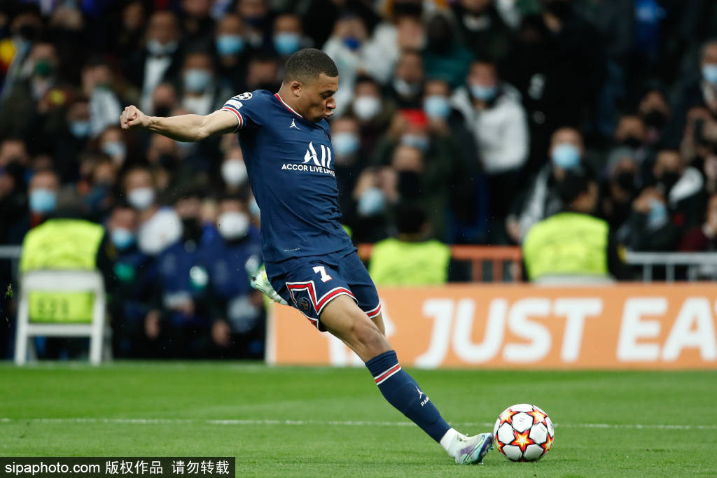 中超比赛精彩回放：上海海港绝杀瞬间,（中超高光时刻回顾：上海海港压哨绝杀）