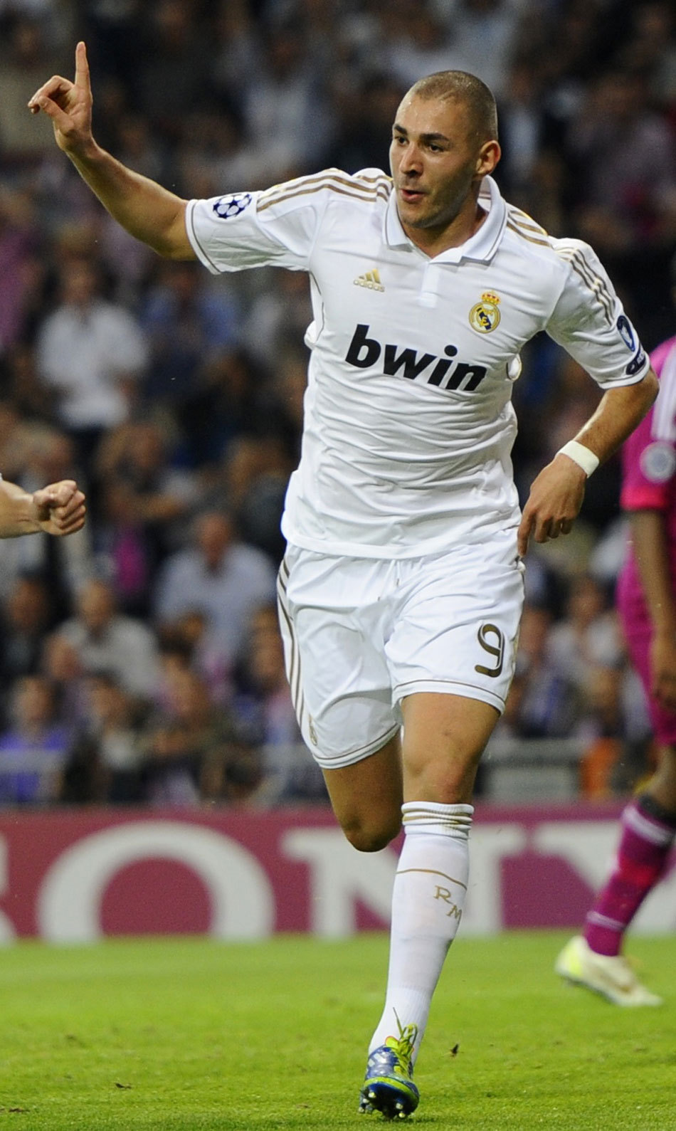 切尔西近些年的买卖真是量大管饱（切尔西这几年的引援操作，真是又多又猛）